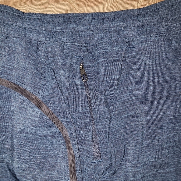 Lululemon Pace Breaker Short - Picture 6 of 8